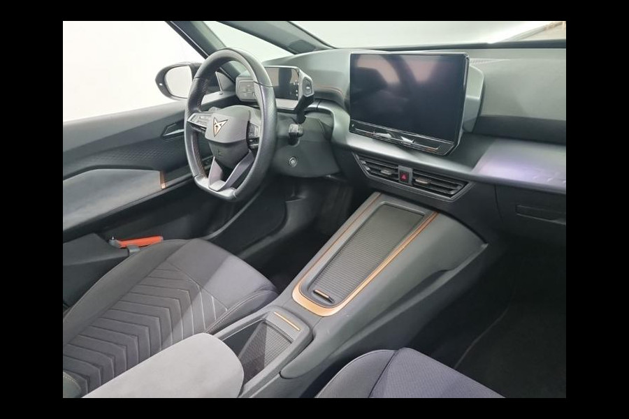 CUPRA Born Aut. Essential Edition 62 kWh | Groot Navi | Apple Car Play | ECC | PDC |