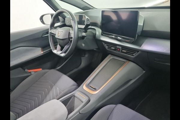 CUPRA Born Aut. Essential Edition 62 kWh | Groot Navi | Apple Car Play | ECC | PDC |