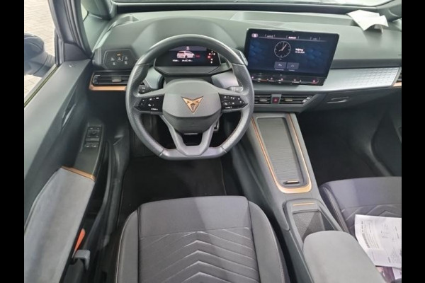 CUPRA Born Aut. Essential Edition 62 kWh | Groot Navi | Apple Car Play | ECC | PDC |