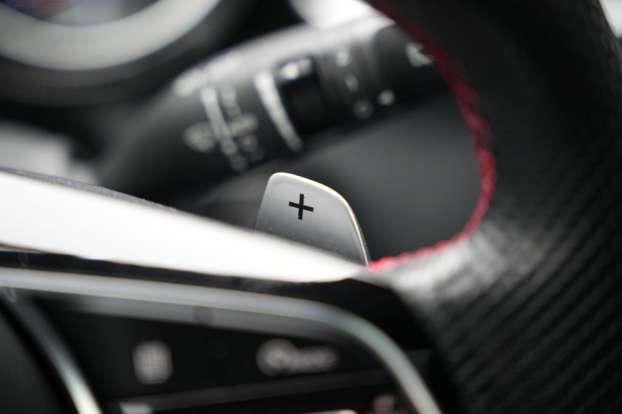 Kia ProCeed 1.6 T-GDi GT Panoramadak Cruise Lane Assist JBL Audio Leer/Alcantara 4x Stoelverw.