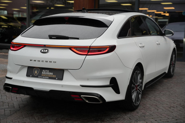 Kia ProCeed 1.6 T-GDi GT Panoramadak Cruise Lane Assist JBL Audio Leer/Alcantara 4x Stoelverw.