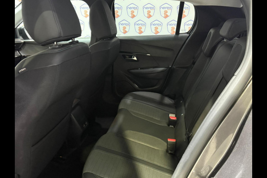 Peugeot 208 1.2 PureTech Allure Pack / Carplay/Cruise control / Led