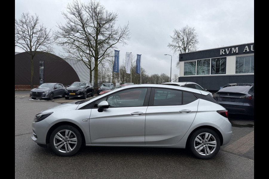 Opel Astra 1.4 Launch Elegance | AUTOMAAT | AGR STOELEN | CAMERA | STOEL- & STUURWIELVERWARMING | NAVIGATIE | GOED ONDERHOUDEN | AFNEEMBARE TREKHAAK | INCL. 12 MND BOVAG GARANTIE