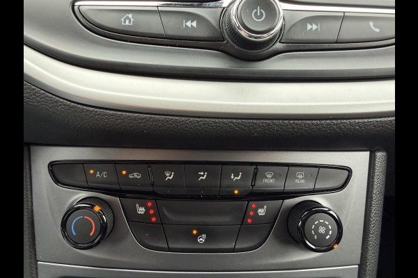 Opel Astra 1.4 Launch Elegance | AUTOMAAT | AGR STOELEN | CAMERA | STOEL- & STUURWIELVERWARMING | NAVIGATIE | GOED ONDERHOUDEN | AFNEEMBARE TREKHAAK | INCL. 12 MND BOVAG GARANTIE