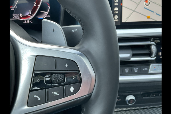 BMW 3-serie 320i Executive Edition M-Sport Automaat Pano 19 Inch Carplay NL-Auto Uitstraling!