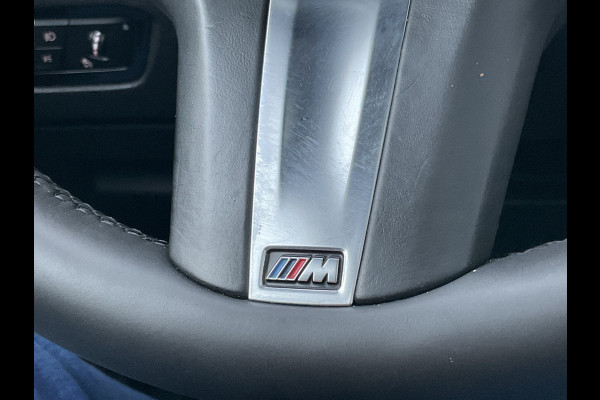 BMW 3-serie 320i Executive Edition M-Sport Automaat Pano 19 Inch Carplay NL-Auto Uitstraling!