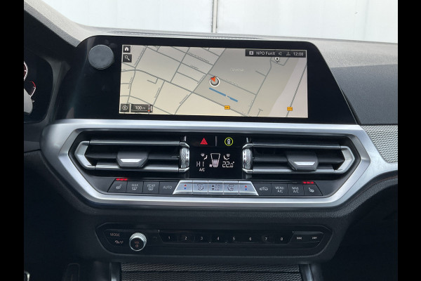 BMW 3-serie 320i Executive Edition M-Sport Automaat Pano 19 Inch Carplay NL-Auto Uitstraling!
