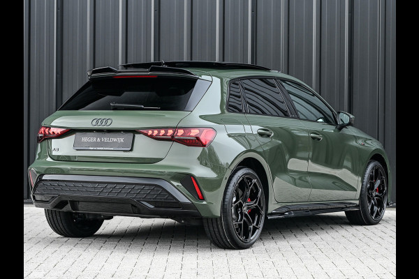 Audi A3 Sportback 45 TFSI e S edition 272pk Competition | Panoramadak | 5 jr garantie | Ambiance interieur | Active Cruise | Sonos Sound | S-Seats + Memory | Head-Up | Camera | Stoelverwarming | Keyless