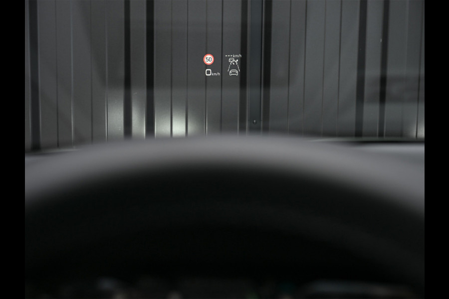 Audi A3 Sportback 45 TFSI e S edition 272pk Competition | Panoramadak | 5 jr garantie | Ambiance interieur | Active Cruise | Sonos Sound | S-Seats + Memory | Head-Up | Camera | Stoelverwarming | Keyless