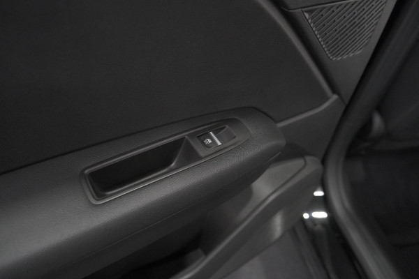 Renault Captur 1.8 E-Tech full hybrid 160 Techno | Camera | Winterpakket | Adaptieve Cruise Control | Apple Carplay