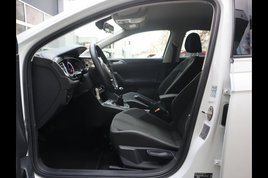 Volkswagen Polo 1.0 TSI Highline Business R Line