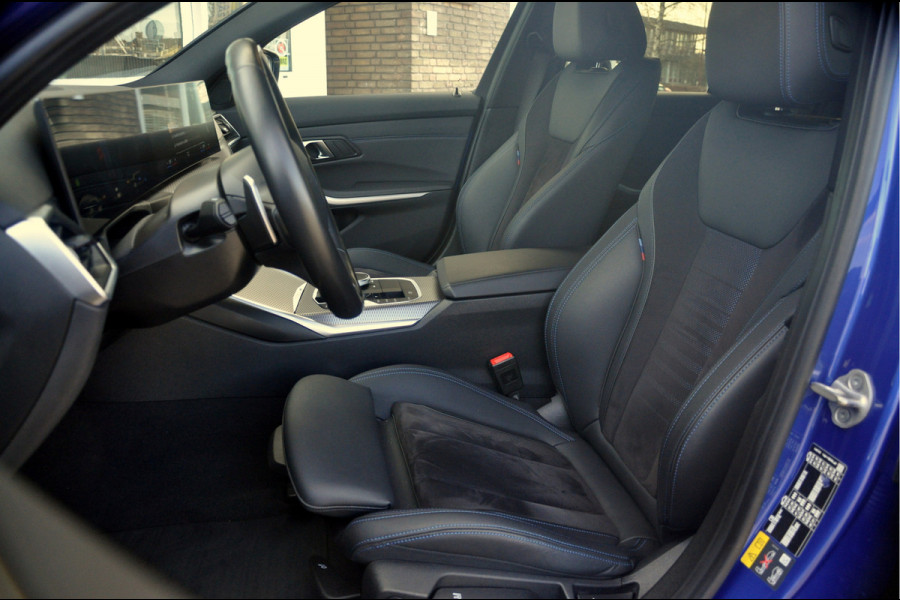 BMW 3 Serie Touring 330e | HUD | Trekhaak | Portimao Blue Metallic