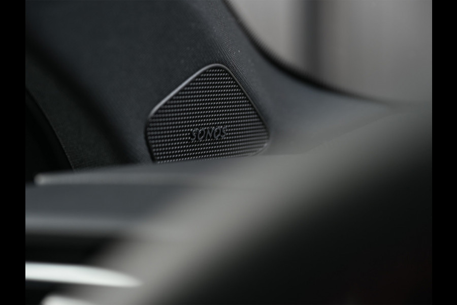 Audi A3 Sportback 45 TFSI e 272pk S edition Competition | Panoramadak | Ambiance interieur | Active Cruise | Sonos Sound | S-Seats + Memory | Head-Up | Camera | Stoelverwarming | Keyless