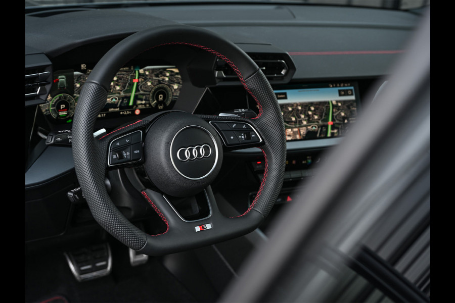 Audi A3 Sportback 45 TFSI e 272pk S edition Competition | Panoramadak | Ambiance interieur | Active Cruise | Sonos Sound | S-Seats + Memory | Head-Up | Camera | Stoelverwarming | Keyless