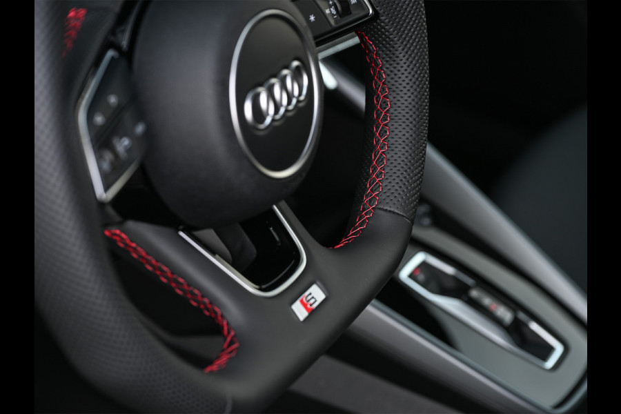 Audi A3 Sportback 45 TFSI e 272pk S edition Competition | Panoramadak | Ambiance interieur | Active Cruise | Sonos Sound | S-Seats + Memory | Head-Up | Camera | Stoelverwarming | Keyless
