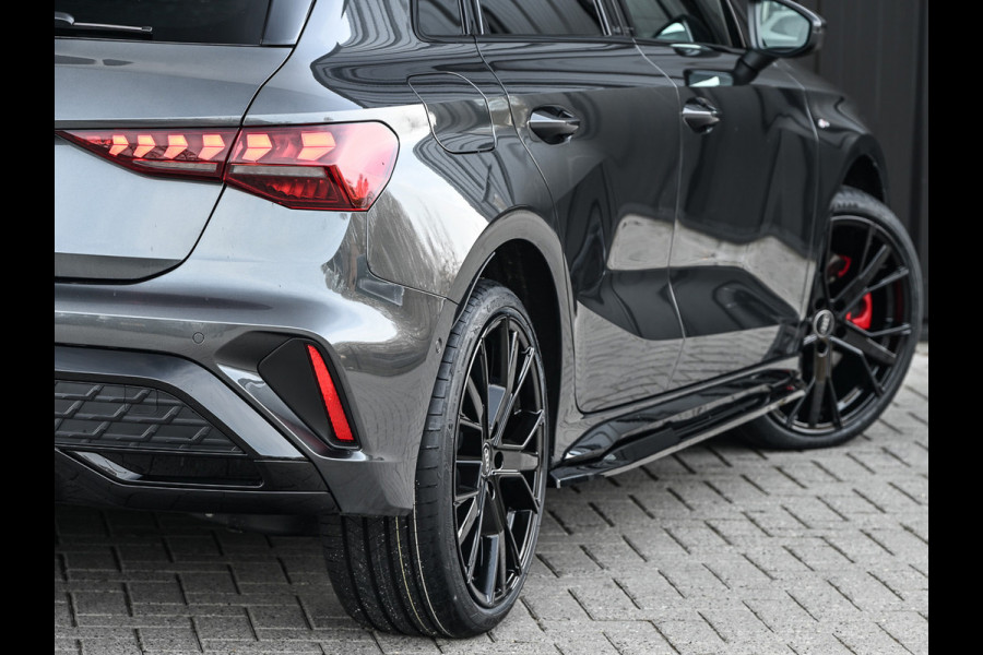 Audi A3 Sportback 45 TFSI e 272pk S edition Competition | Panoramadak | Ambiance interieur | Active Cruise | Sonos Sound | S-Seats + Memory | Head-Up | Camera | Stoelverwarming | Keyless