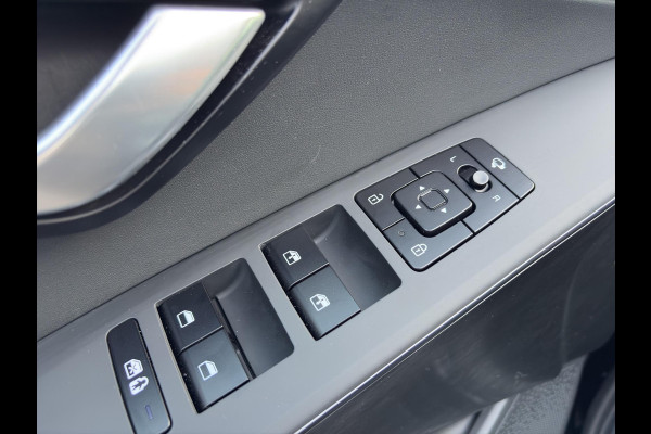 Kia Niro 1.6 GDi Hybrid DynamicPlusLine HUD | Leder | Stoel- en Stuurverwarming | Adapt. Cruise | Schuif/Kanteldak | Elektr. Achterklep |