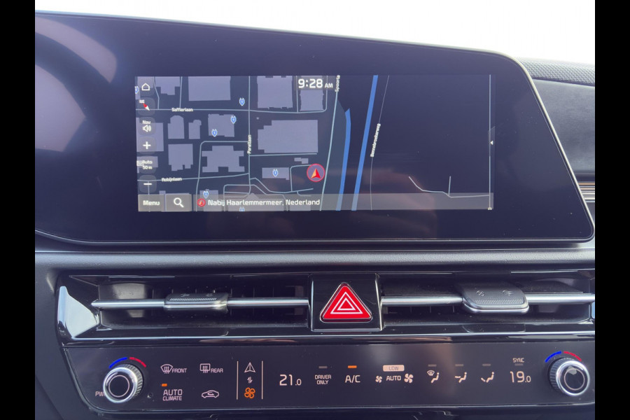 Kia Niro 1.6 GDi Hybrid DynamicPlusLine HUD | Leder | Stoel- en Stuurverwarming | Adapt. Cruise | Schuif/Kanteldak | Elektr. Achterklep |
