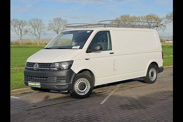 Volkswagen Transporter 2.0 TDI L2H1 Trekhaak Imperiaal Navi Airco Cruise