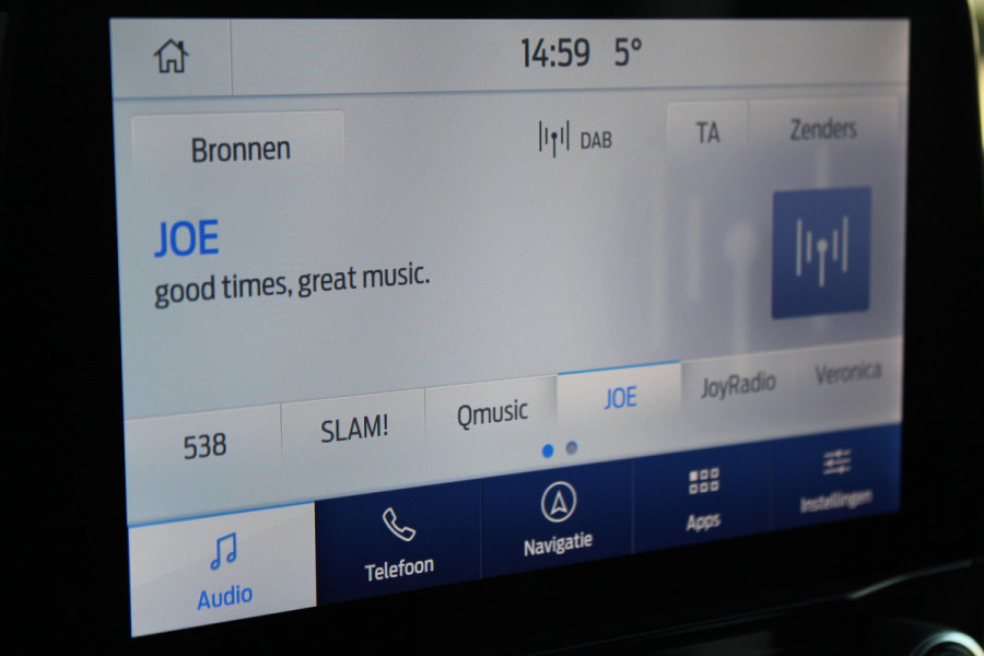 Ford Transit Custom 300 2.0-130pk TDCI L1H1 Trend Dubb. cabine. Trekgewicht 2.500kg ! Airco, stoel- spiegelverwarming, bijrijdersstoel, dubbele cabine, trekhaak, parkeersensoren v+a, navigatie, telefoonvoorb., metallic lak