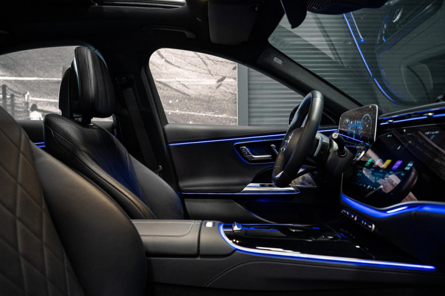 Mercedes-Benz E-Klasse 450 d 4MATIC AMG Line *Burmester / Achteras-besturing / Superscreen + Passagier Display / Stoelventilatie + Massage / Panorama / Soft-Close*