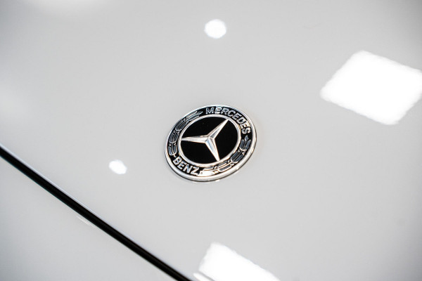 Mercedes-Benz E-Klasse 450 d 4MATIC AMG Line *Burmester / Achteras-besturing / Superscreen + Passagier Display / Stoelventilatie + Massage / Panorama / Soft-Close*