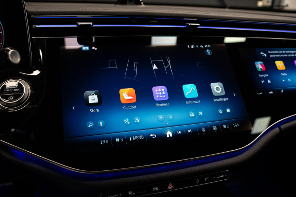 Mercedes-Benz E-Klasse 450 d 4MATIC AMG Line *Burmester / Achteras-besturing / Superscreen + Passagier Display / Stoelventilatie + Massage / Panorama / Soft-Close*