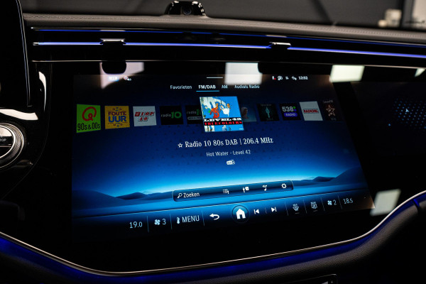 Mercedes-Benz E-Klasse 450 d 4MATIC AMG Line *Burmester / Achteras-besturing / Superscreen + Passagier Display / Stoelventilatie + Massage / Panorama / Soft-Close*