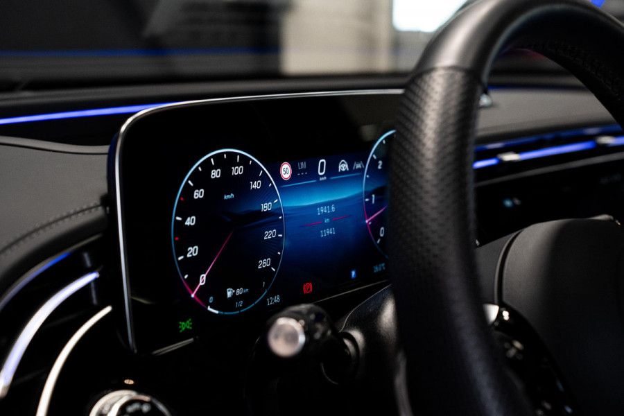 Mercedes-Benz E-Klasse 450 d 4MATIC AMG Line *Burmester / Achteras-besturing / Superscreen + Passagier Display / Stoelventilatie + Massage / Panorama / Soft-Close*