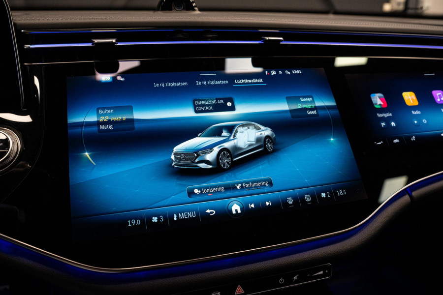 Mercedes-Benz E-Klasse 450 d 4MATIC AMG Line *Burmester / Achteras-besturing / Superscreen + Passagier Display / Stoelventilatie + Massage / Panorama / Soft-Close*