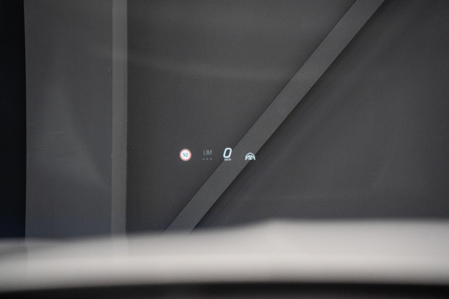 Mercedes-Benz E-Klasse 450 d 4MATIC AMG Line *Burmester / Achteras-besturing / Superscreen + Passagier Display / Stoelventilatie + Massage / Panorama / Soft-Close*