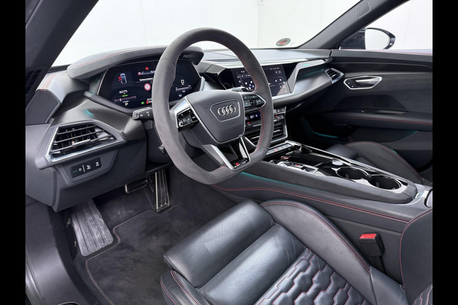 Audi e-tron GT RS 93 kWh PANO | 21 INCH | STOELVENTILATIE & MASSAGE | BANG & OLUFSEN | 360 CAMERA | ADAPTIVE AIR SUSPENSION | LASER  MATRIX LED KOPLAMPEN | VIERWIELBESTURING | HEAD-UP DISPLAY | ADAPTIEVE CRUISE | RIJKLAAR MET 12 MND BOVAG GARANTIE