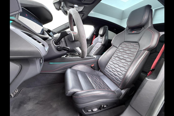 Audi e-tron GT RS 93 kWh PANO | 21 INCH | STOELVENTILATIE & MASSAGE | BANG & OLUFSEN | 360 CAMERA | ADAPTIVE AIR SUSPENSION | LASER  MATRIX LED KOPLAMPEN | VIERWIELBESTURING | HEAD-UP DISPLAY | ADAPTIEVE CRUISE | RIJKLAAR MET 12 MND BOVAG GARANTIE