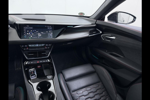 Audi e-tron GT RS 93 kWh PANO | 21 INCH | STOELVENTILATIE & MASSAGE | BANG & OLUFSEN | 360 CAMERA | ADAPTIVE AIR SUSPENSION | LASER  MATRIX LED KOPLAMPEN | VIERWIELBESTURING | HEAD-UP DISPLAY | ADAPTIEVE CRUISE | RIJKLAAR MET 12 MND BOVAG GARANTIE