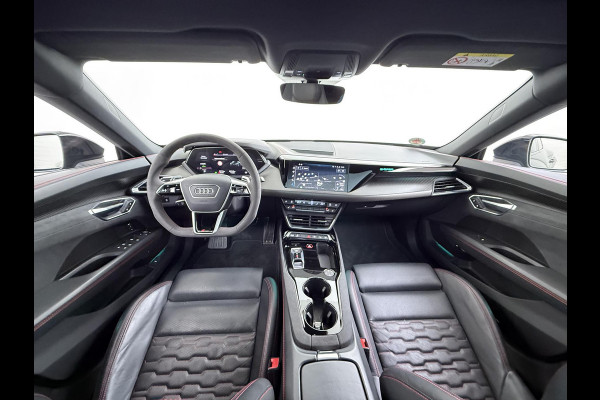 Audi e-tron GT RS 93 kWh PANO | 21 INCH | STOELVENTILATIE & MASSAGE | BANG & OLUFSEN | 360 CAMERA | ADAPTIVE AIR SUSPENSION | LASER  MATRIX LED KOPLAMPEN | VIERWIELBESTURING | HEAD-UP DISPLAY | ADAPTIEVE CRUISE | RIJKLAAR MET 12 MND BOVAG GARANTIE
