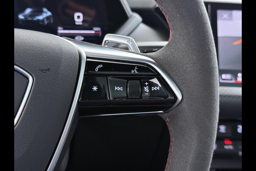 Audi e-tron GT RS 93 kWh PANO | 21 INCH | STOELVENTILATIE & MASSAGE | BANG & OLUFSEN | 360 CAMERA | ADAPTIVE AIR SUSPENSION | LASER  MATRIX LED KOPLAMPEN | VIERWIELBESTURING | HEAD-UP DISPLAY | ADAPTIEVE CRUISE | RIJKLAAR MET 12 MND BOVAG GARANTIE