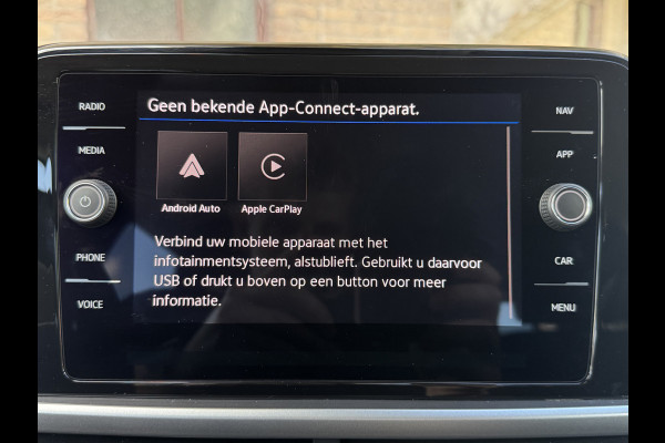 Volkswagen T-Roc TSI 115PK LIFE NAVI/PDC/CARPLAY FABRIEKS GARANTIE