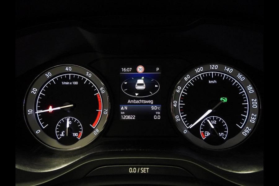 Škoda Kodiaq 1.5 TSI Aut. Business Edition Plus 7-Pers. NAVI/SCHUIFDAK/LED/TREKH./19"LMV