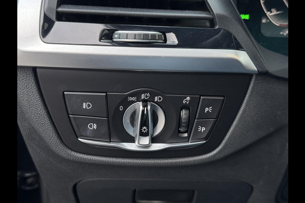 BMW X3 xDrive30e Business Edition Plus M-SPORT | PANODAK | HEAD UP