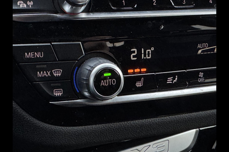 BMW X3 xDrive30e Business Edition Plus M-SPORT | PANODAK | HEAD UP