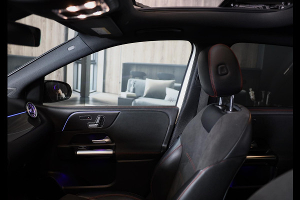 Mercedes-Benz B-Klasse 200 AMG Pakket / Aut / 163 PK / Open Panoramadak / Cruise Control / Navi / Ecc / Elek Pakket / Led / Pdc