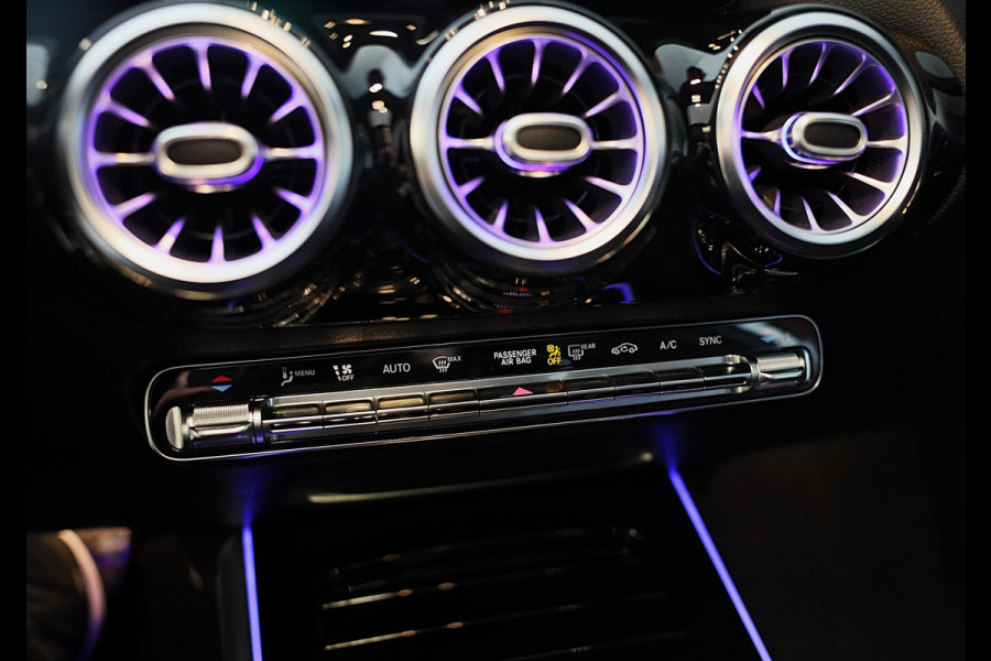 Mercedes-Benz B-Klasse 200 AMG Pakket / Aut / 163 PK / Open Panoramadak / Cruise Control / Navi / Ecc / Elek Pakket / Led / Pdc