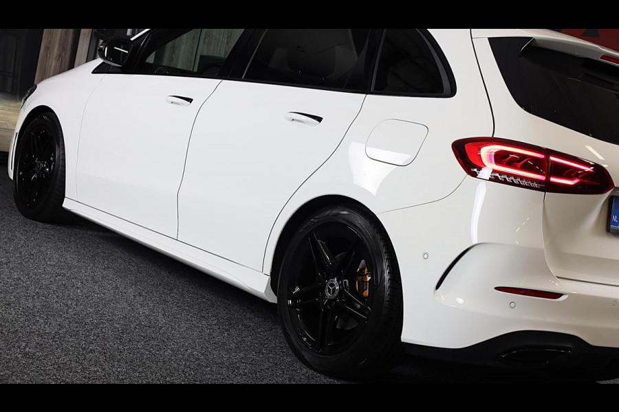 Mercedes-Benz B-Klasse 200 AMG Pakket / Aut / 163 PK / Open Panoramadak / Cruise Control / Navi / Ecc / Elek Pakket / Led / Pdc