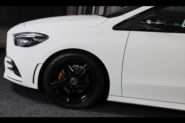 Mercedes-Benz B-Klasse 200 AMG Pakket / Aut / 163 PK / Open Panoramadak / Cruise Control / Navi / Ecc / Elek Pakket / Led / Pdc