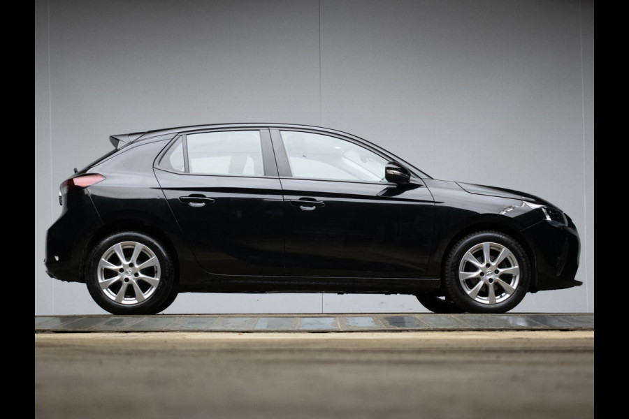 Opel Corsa 1.2 Edition Sport (APPLE CARPLAY,NAVI,CAMERA,CRUISE,LANE ASSIST,LED,SPORTSTOELEN,LM VELGEN,NETTE STAAT)