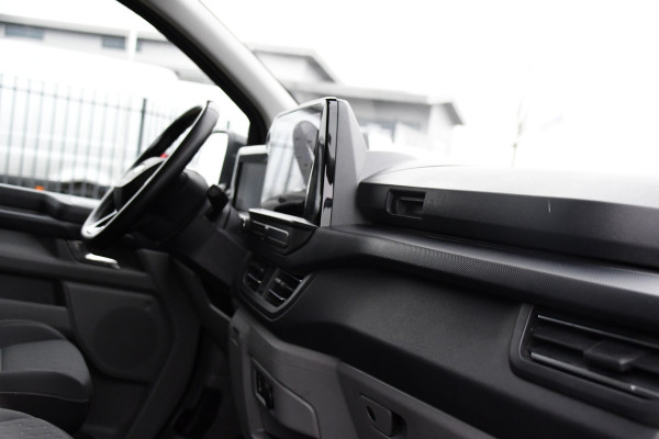 Ford Transit Custom 300 2.0 TDCI L2H1 Limited Black Edition Adaptieve Cruise, Virtual, Camera, Carplay, LED, Trekhaak, Stoelverwarming, NAVI, 170pk, Automaat, Uniek!