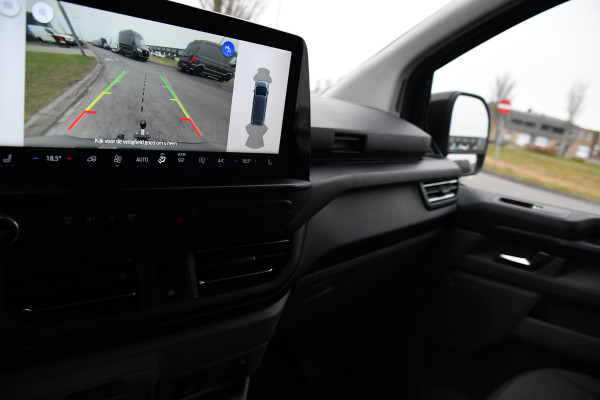 Ford Transit Custom 300 2.0 TDCI L2H1 Limited Black Edition Adaptieve Cruise, Virtual, Camera, Carplay, LED, Trekhaak, Stoelverwarming, NAVI, 170pk, Automaat, Uniek!
