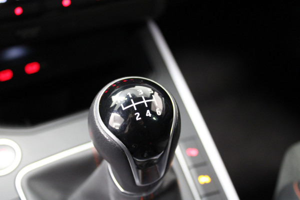 Seat Arona 1.0 EcoTSI FR Business Connect