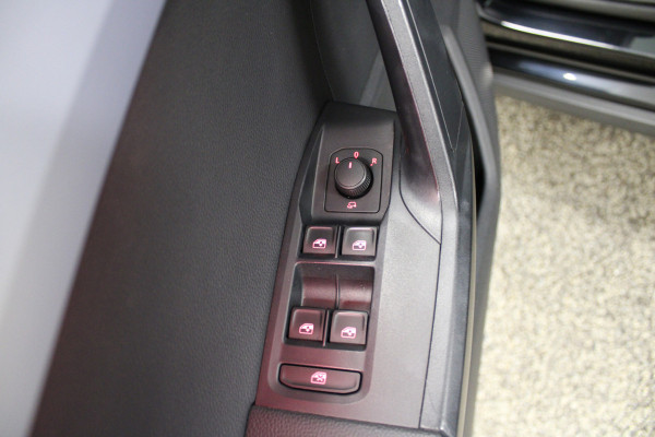 Seat Arona 1.0 EcoTSI FR Business Connect