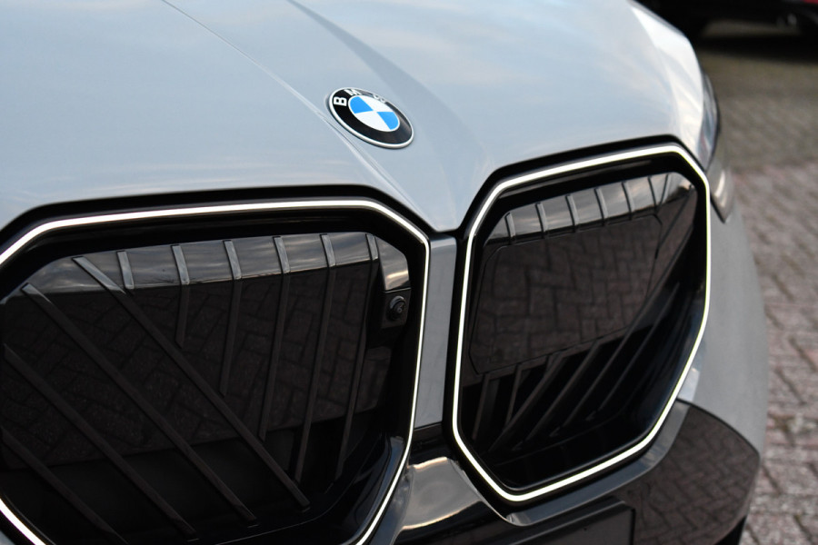 BMW X3 30e xDrive M-Sport Pro Pano Trekh DA-Prof H/K 360 El-zetel 21inch